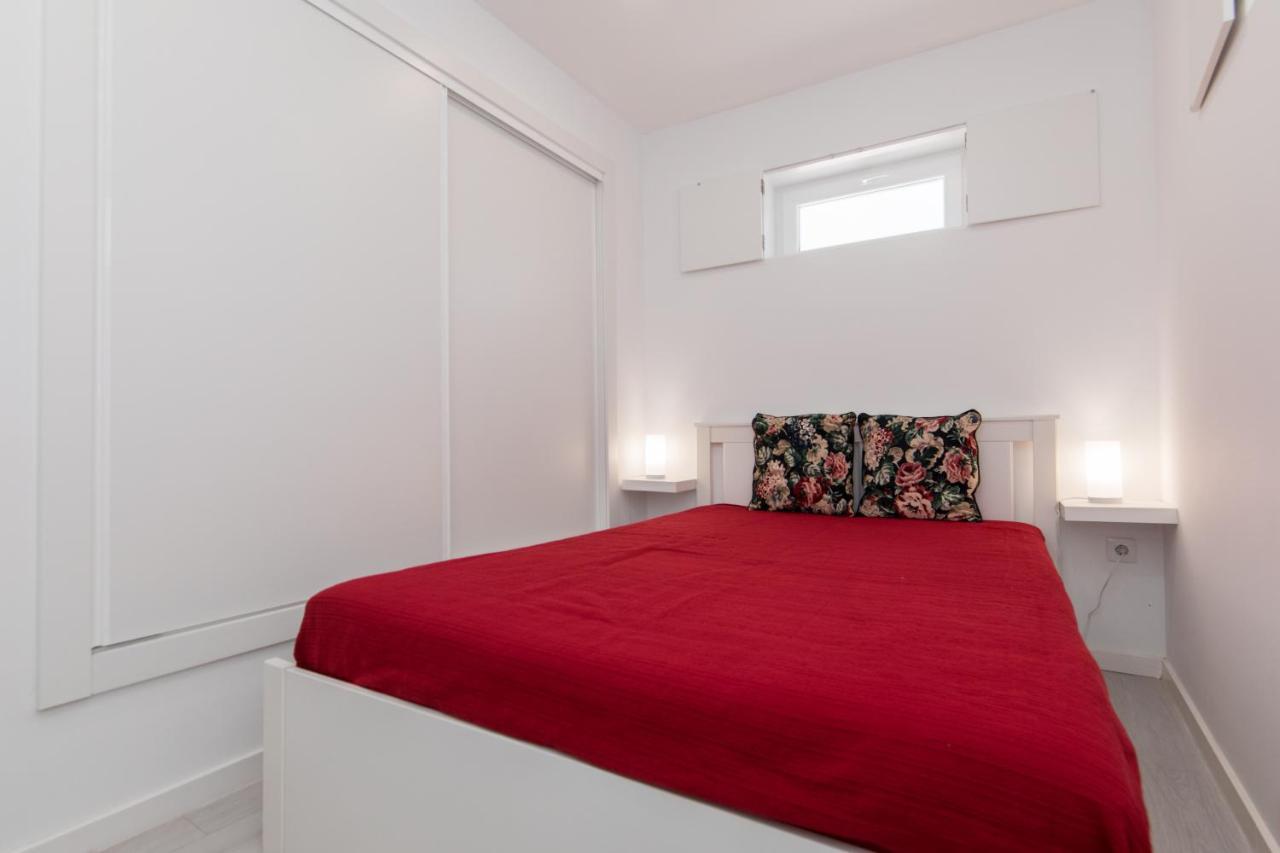 Apartamento Trival - A 1 Minuto Pe Da Praia Sesimbra Eksteriør billede