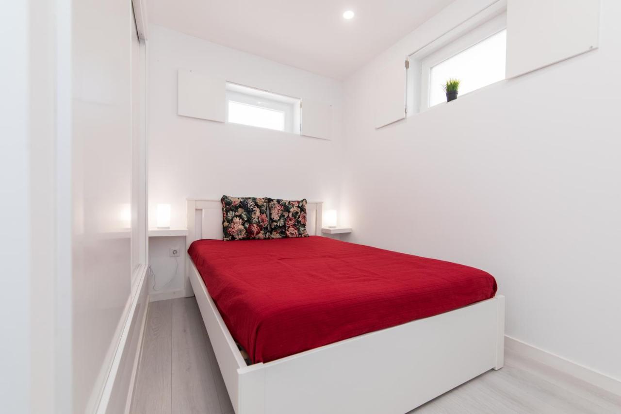 Apartamento Trival - A 1 Minuto Pe Da Praia Sesimbra Eksteriør billede